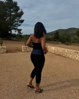 Nathy Peluso feet photo thumbnail