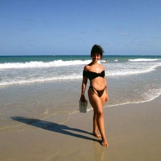 Nathy Peluso feet photo thumbnail