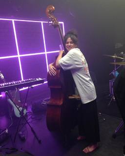 Nathy Peluso feet photo thumbnail