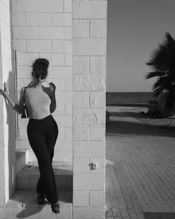 Nathy Peluso feet photo thumbnail