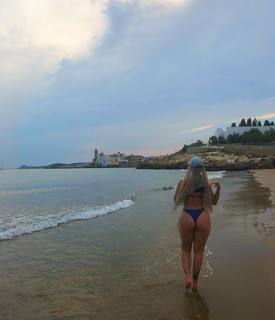 Nathy Peluso feet photo thumbnail