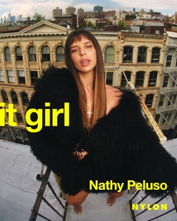 Nathy Peluso feet photo thumbnail