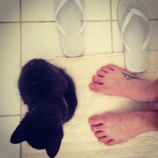 Nathália Rodrigues feet photo 3
