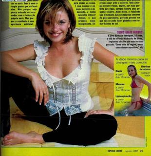 Nathália Rodrigues feet photo 17