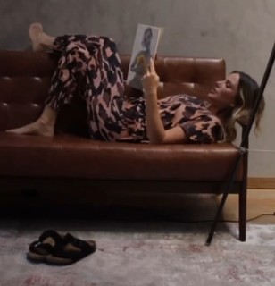 Nathália Rodrigues feet photo 2