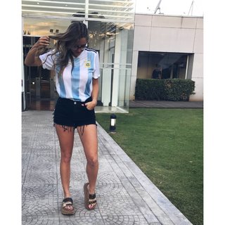 Nati Jota feet photo thumbnail