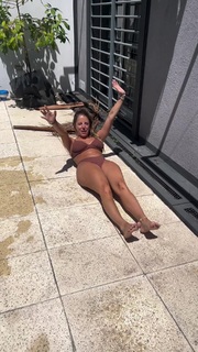 Nati Jota feet photo thumbnail