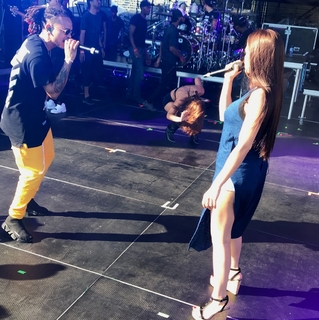 Natti Natasha feet photo thumbnail