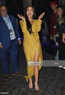 Natti Natasha feet photo thumbnail