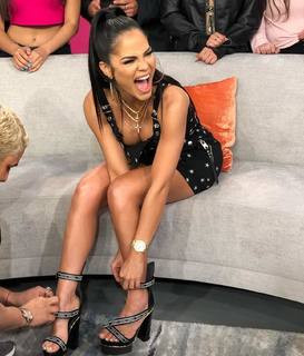 Natti Natasha feet photo thumbnail