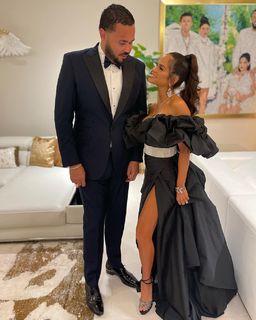 Natti Natasha feet photo thumbnail