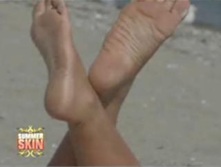Nattie Neidhart feet photo thumbnail