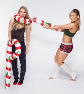 Nattie Neidhart feet photo thumbnail