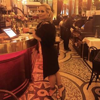 Nattie Neidhart feet photo thumbnail
