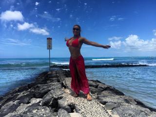 Nattie Neidhart feet photo thumbnail