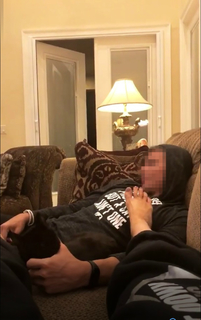 Nattie Neidhart feet photo thumbnail