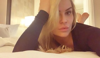 Nattie Neidhart feet photo thumbnail