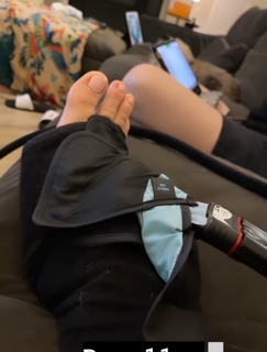 Nattie Neidhart feet photo thumbnail