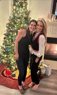 Nattie Neidhart feet photo thumbnail