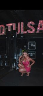 Nattie Neidhart feet photo thumbnail