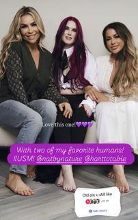 Nattie Neidhart feet photo 3