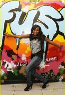 Naturi Naughton feet photo 1