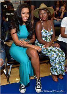 Naturi Naughton feet photo 1
