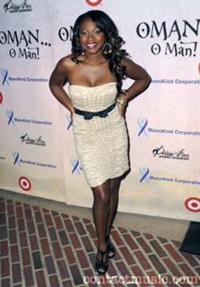 Naturi Naughton feet photo 7