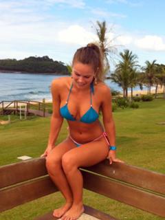 Natália Casassola feet photo 11