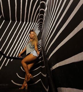 Natália Casassola feet photo 14