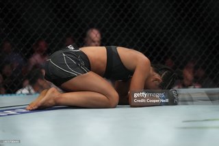 Natália Silva feet photo 3