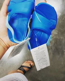 Nauheed Cyrusi feet photo 12