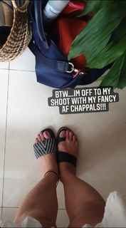 Nauheed Cyrusi feet photo 6