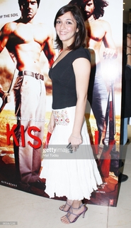 Nauheed Cyrusi feet photo 11