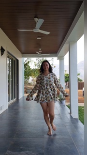 Nauheed Cyrusi feet photo 19