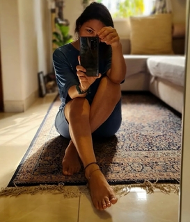 Nauheed Cyrusi feet photo 7