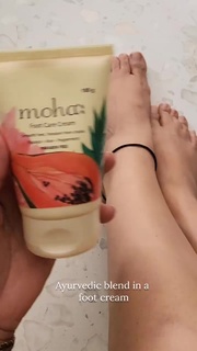 Nauheed Cyrusi feet photo 18