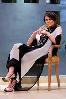 Nausheen Shah feet photo 6