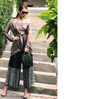 Nausheen Shah feet photo 20