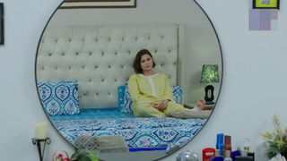 Nausheen Shah feet photo 1