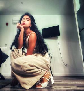 Navi Kaur feet photo 10