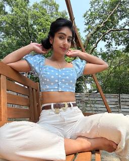 Navi Kaur feet photo 8
