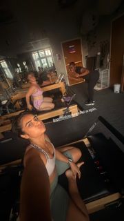 Navi Kaur feet photo 1
