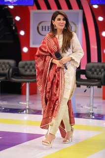 Navin Waqar feet photo 18