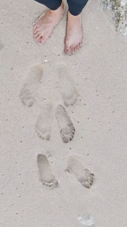 Navin Waqar feet photo 9