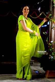 Navneet Kaur feet photo 11