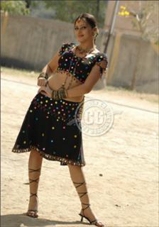 Navneet Kaur feet photo 18