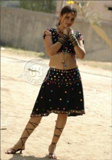 Navneet Kaur feet photo 17