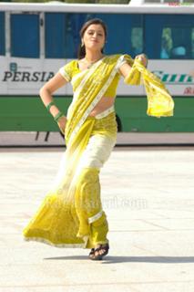 Navneet Kaur feet photo 19