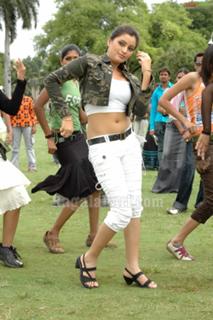 Navneet Kaur feet photo 16